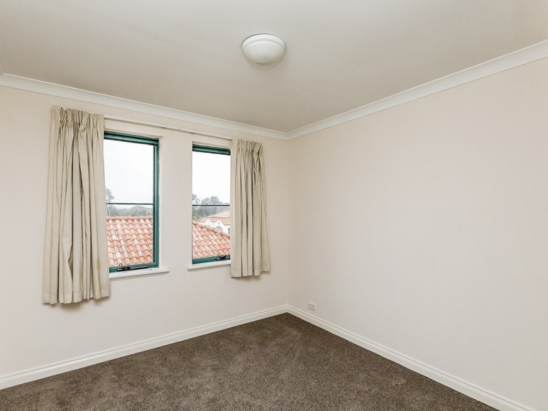 11/20 Long Island Pass, Connolly WA 6027