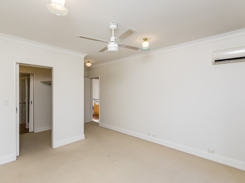 3/2 Quintilian Road, Mount Claremont WA 6010