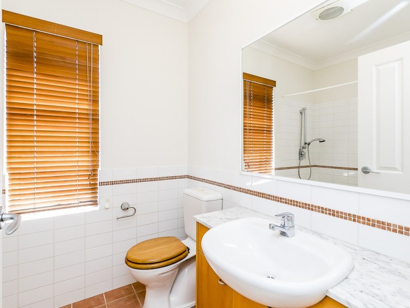 3/2 Quintilian Road, Mount Claremont WA 6010