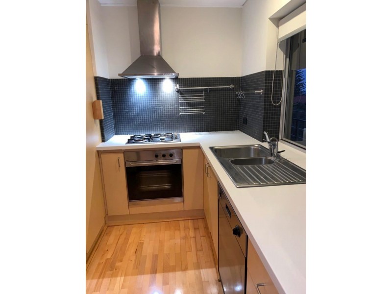 9/11 Rosendo Street, Cottesloe WA 6011