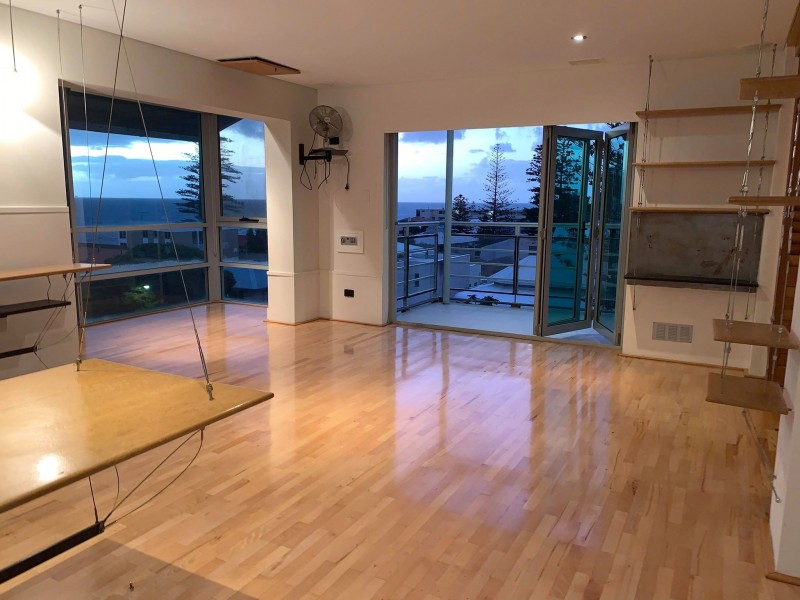 9/11 Rosendo Street, Cottesloe WA 6011