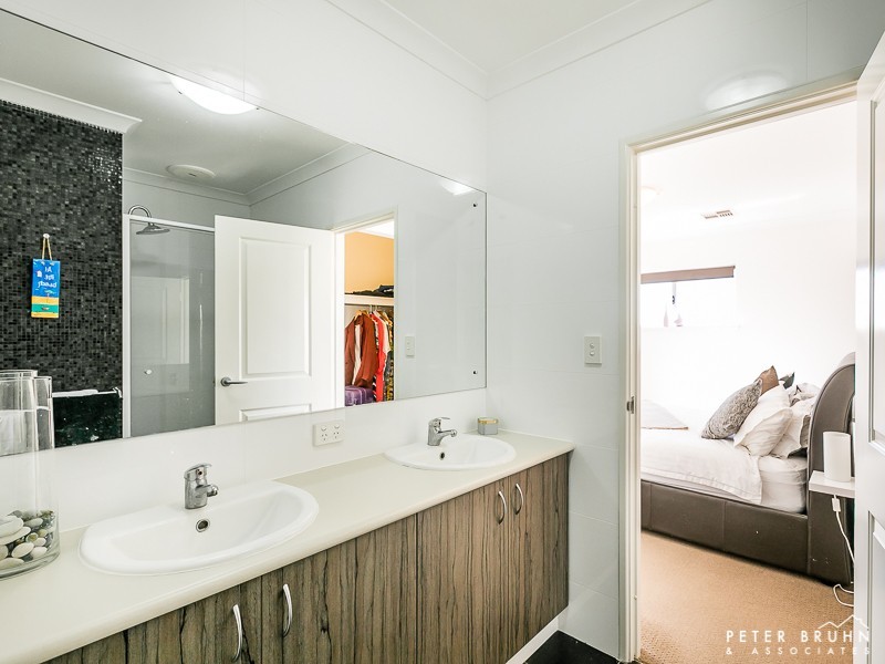 23C Willandra Place, Hillarys WA 6025