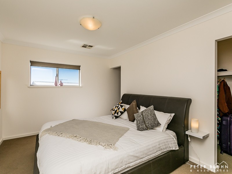23C Willandra Place, Hillarys WA 6025