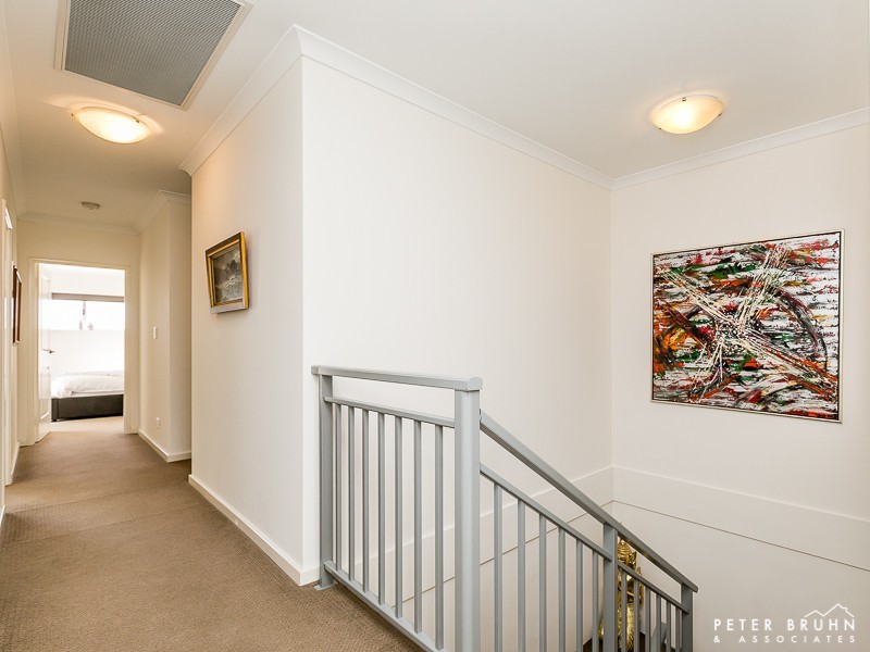 23C Willandra Place, Hillarys WA 6025