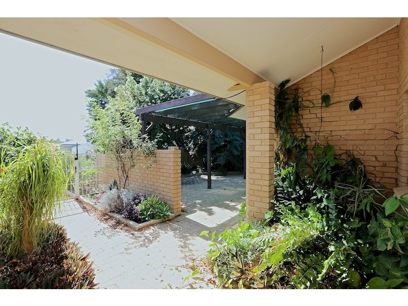 6 Watkins Road, Dalkeith WA 6009