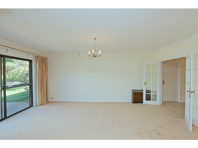 6 Watkins Road, Dalkeith WA 6009