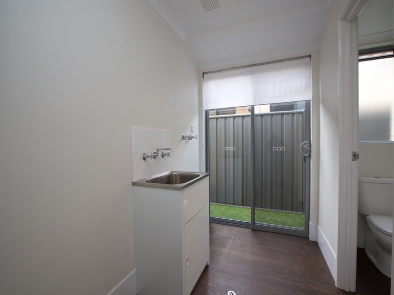 11 Manyleaf Link, Banksia Grove WA 6031