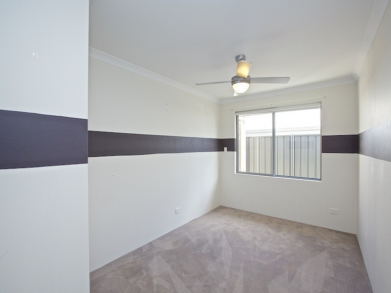 11 Manyleaf Link, Banksia Grove WA 6031