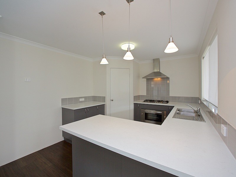 11 Manyleaf Link, Banksia Grove WA 6031