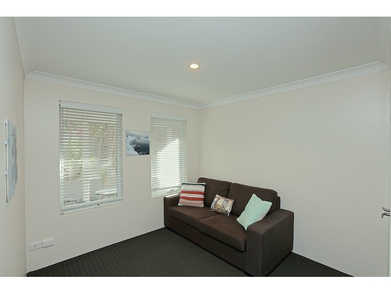 121A Hancock Street, Doubleview WA 6018