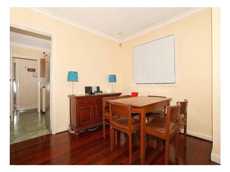 9 Pointer Way, Girrawheen WA 6064