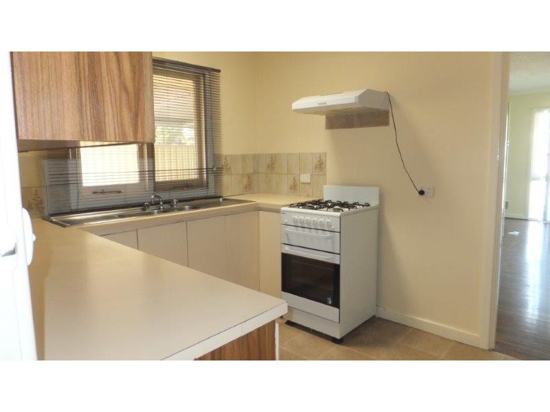 9 Pointer Way, Girrawheen WA 6064