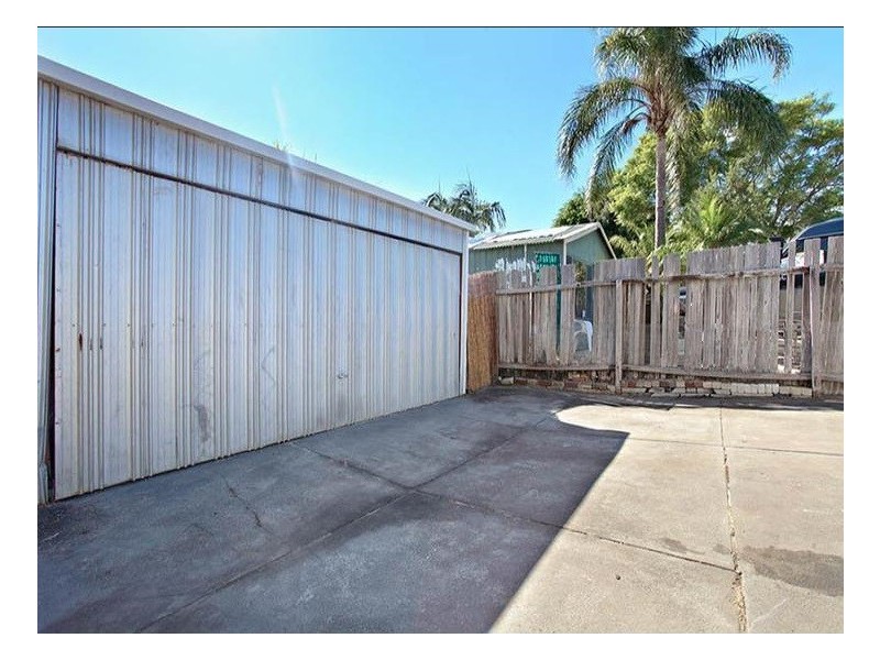 9 Pointer Way, Girrawheen WA 6064