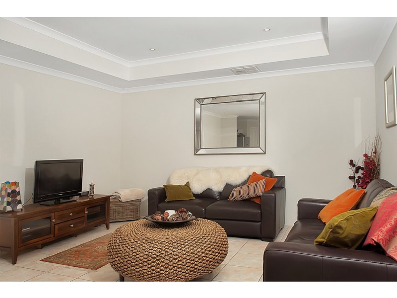 63 Kippilaw Loop, Carramar WA 6031