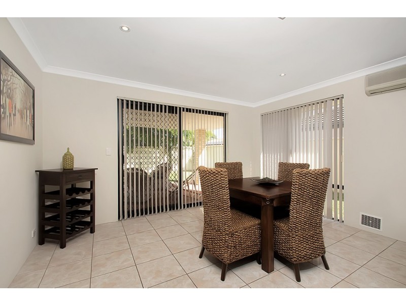 63 Kippilaw Loop, Carramar WA 6031