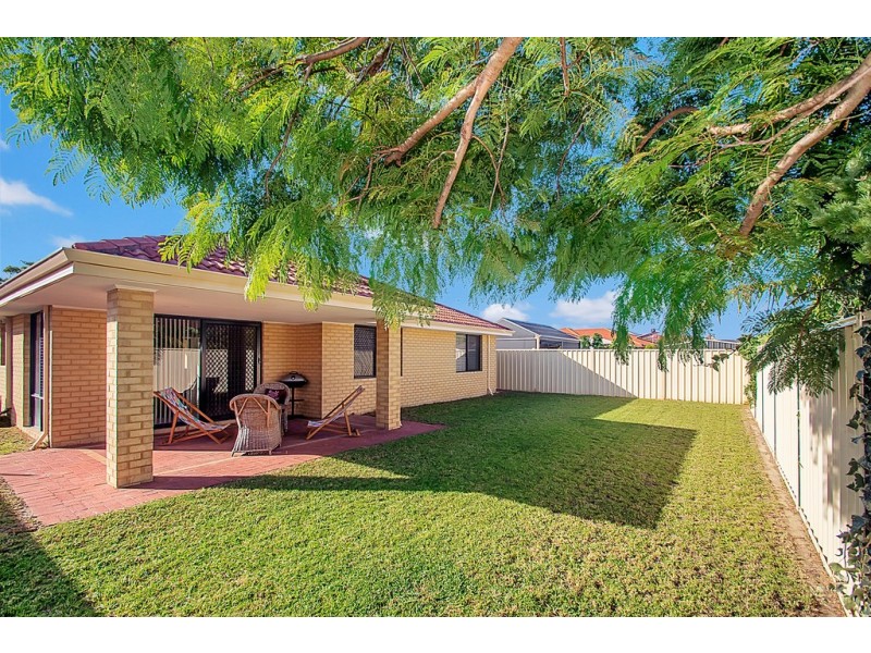 63 Kippilaw Loop, Carramar WA 6031