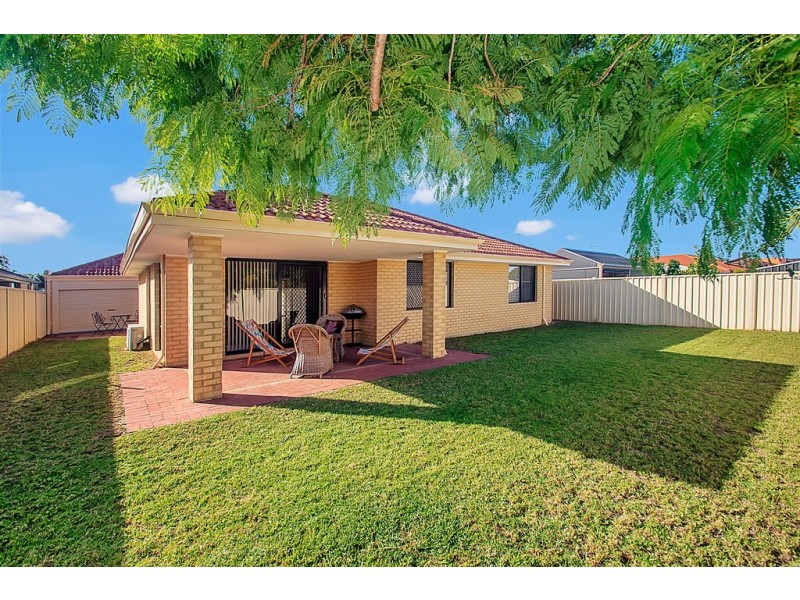 63 Kippilaw Loop, Carramar WA 6031