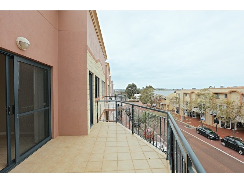 10/85 Reid Promenade, Joondalup WA 6027