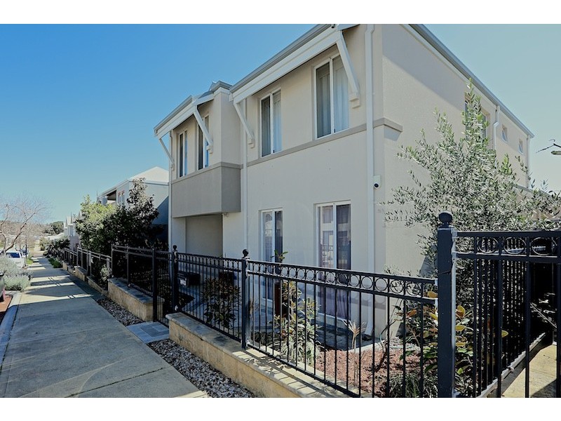 18 Gaudi Way, Clarkson WA 6030