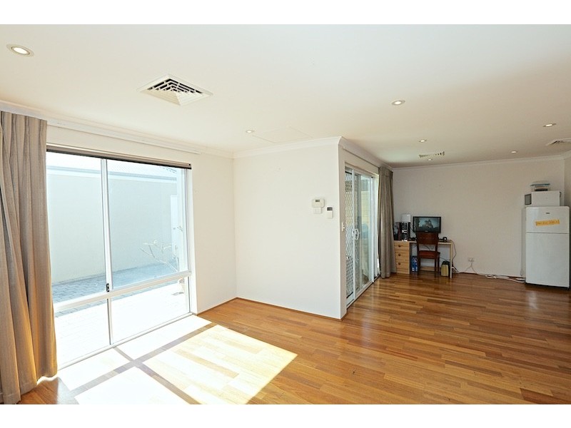 18 Gaudi Way, Clarkson WA 6030