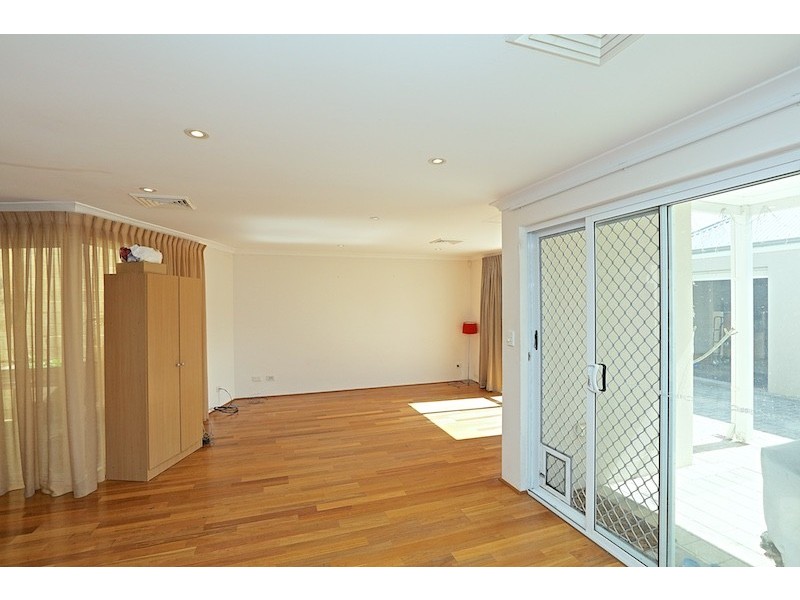 18 Gaudi Way, Clarkson WA 6030