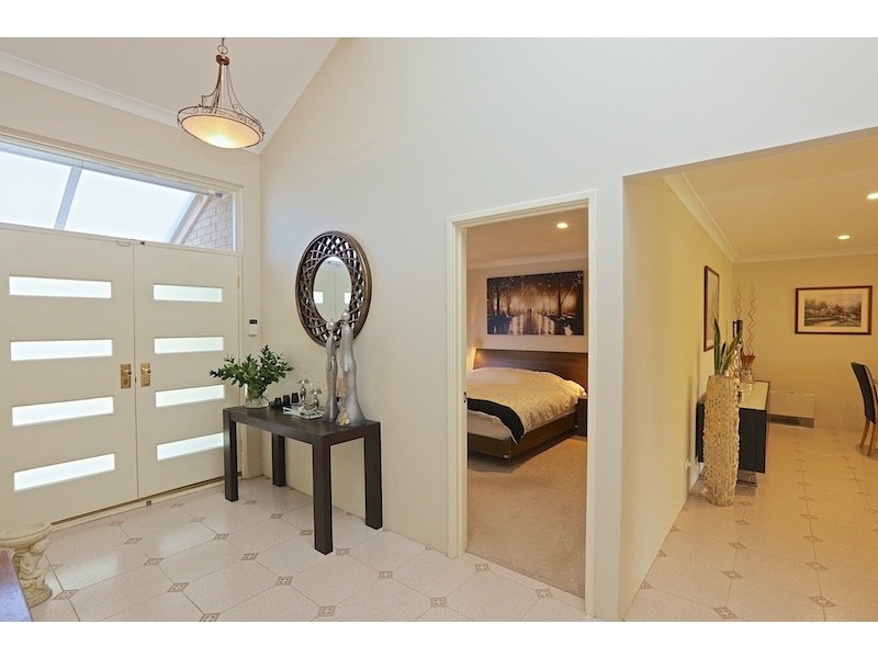 30 Killarney Heights, Kallaroo WA 6025