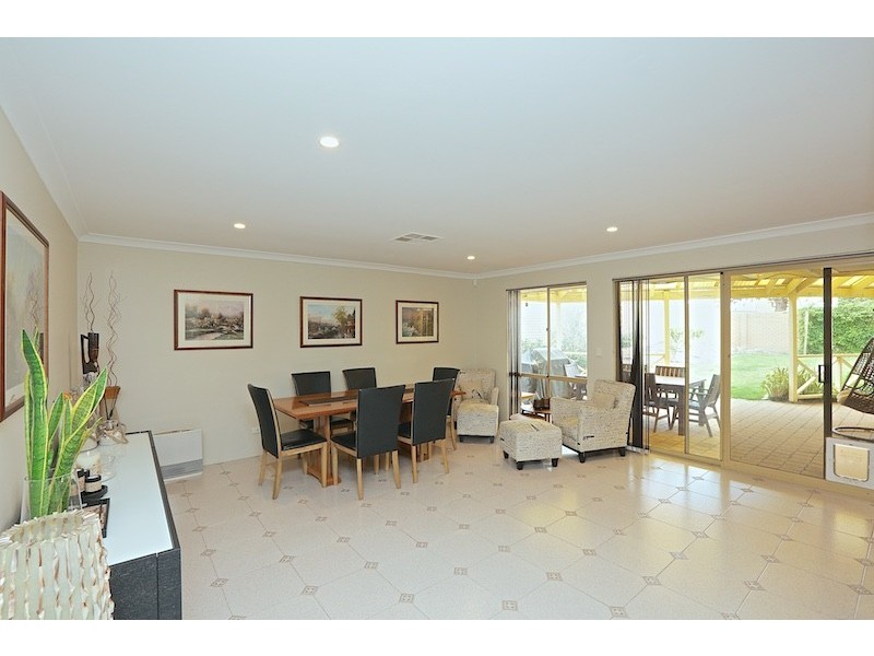 30 Killarney Heights, Kallaroo WA 6025