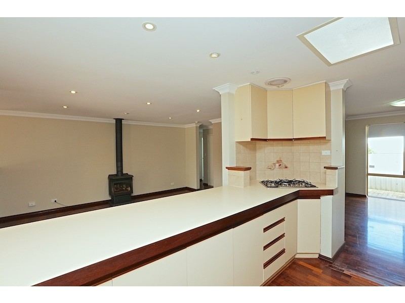 71 Hawker Avenue, Warwick WA 6024