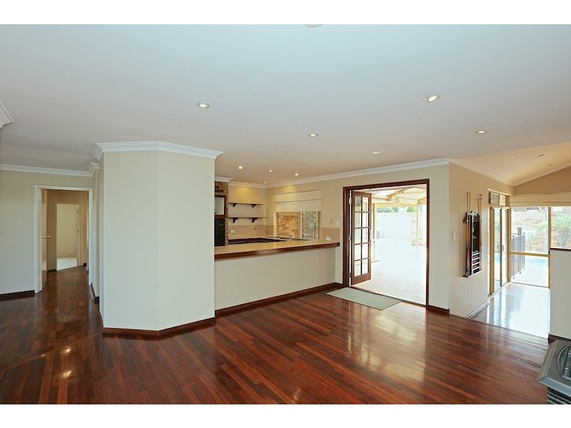 71 Hawker Avenue, Warwick WA 6024