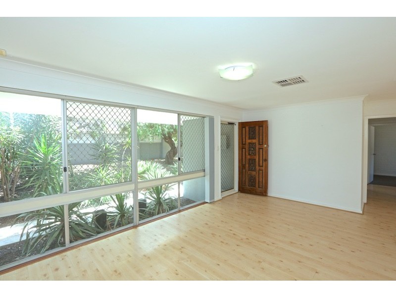 28 Leichardt Avenue, Padbury WA 6025