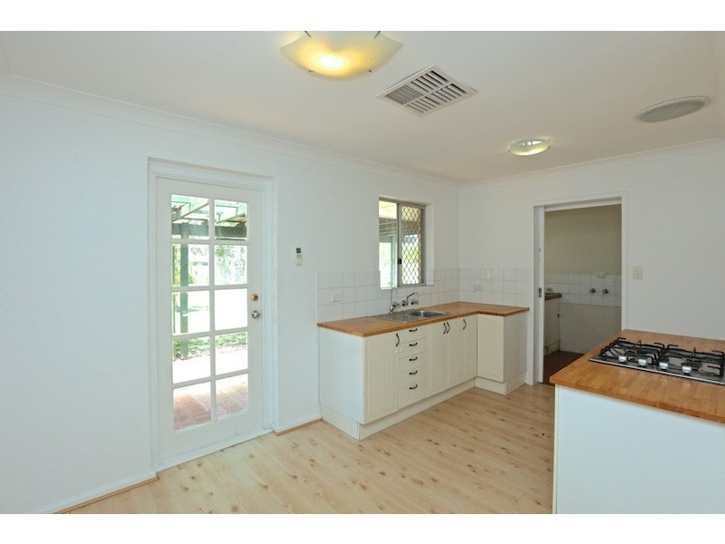 28 Leichardt Avenue, Padbury WA 6025