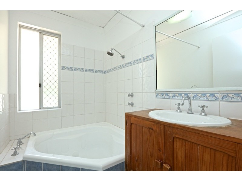 28 Leichardt Avenue, Padbury WA 6025