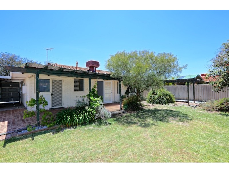 28 Leichardt Avenue, Padbury WA 6025