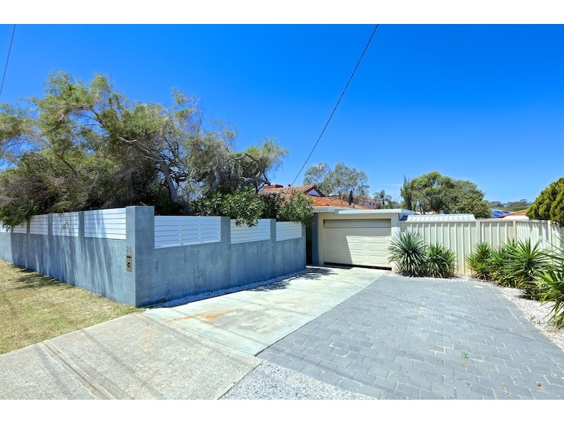 28 Leichardt Avenue, Padbury WA 6025