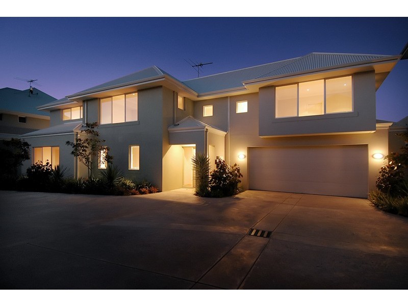 2/12 Catalina Place, Quinns Rocks WA 6030