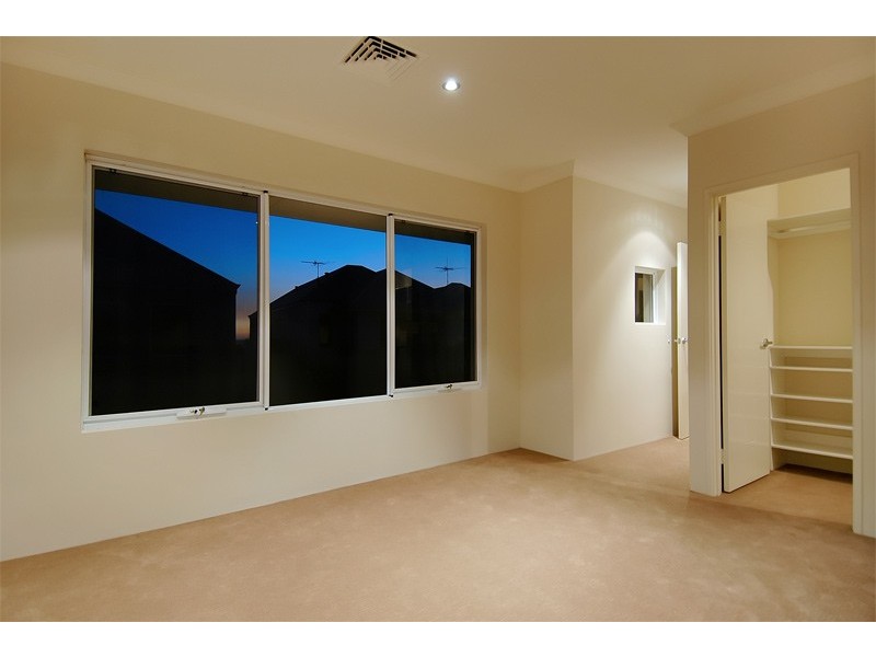 2/12 Catalina Place, Quinns Rocks WA 6030
