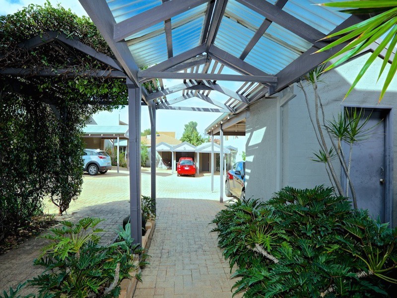 10/3 Rockett Lane, Cottesloe WA 6011