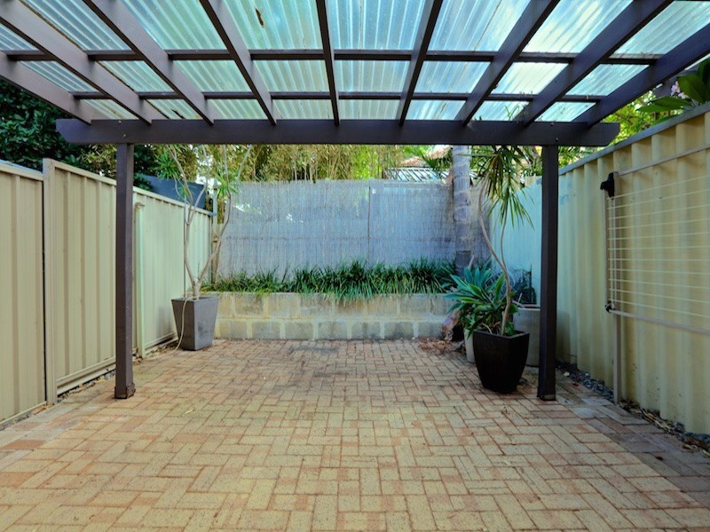 10/3 Rockett Lane, Cottesloe WA 6011