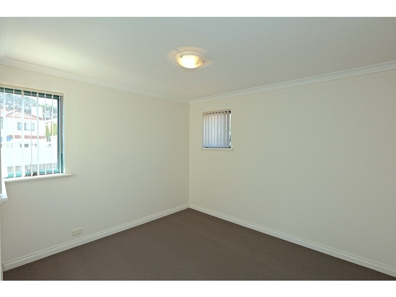 55 Long Island Pass, Connolly WA 6027