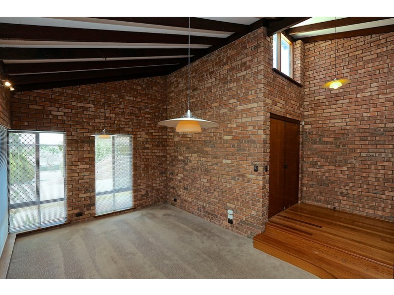 31A Shardlow Loop, Carine WA 6020