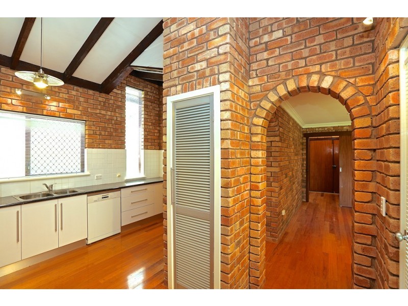 31A Shardlow Loop, Carine WA 6020