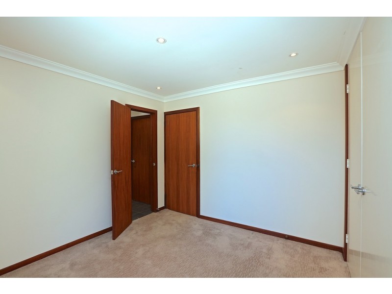 31A Shardlow Loop, Carine WA 6020