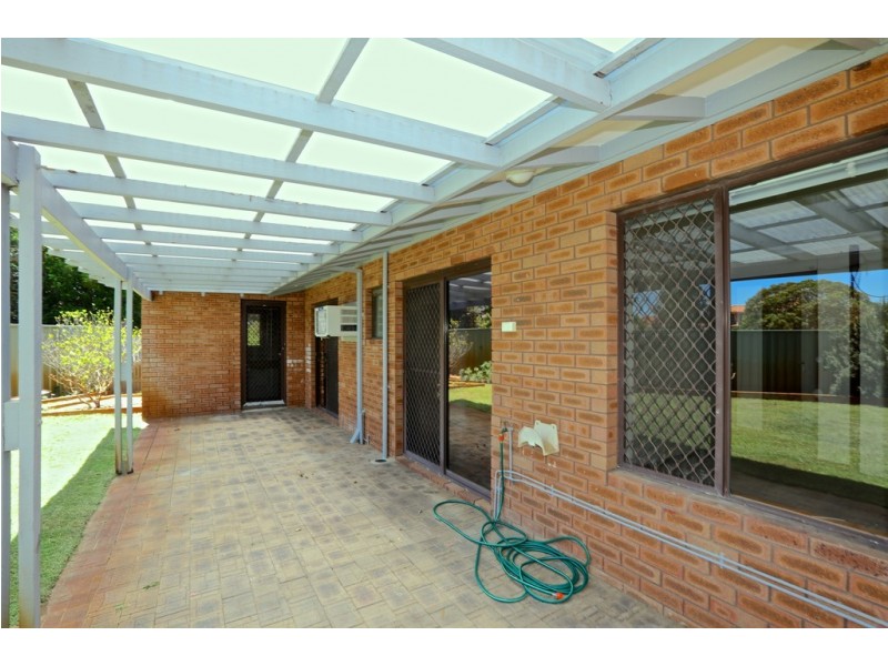 31A Shardlow Loop, Carine WA 6020