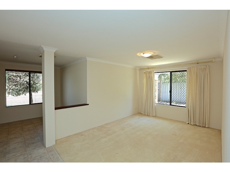 17 Andrews Road, Wilson WA 6107
