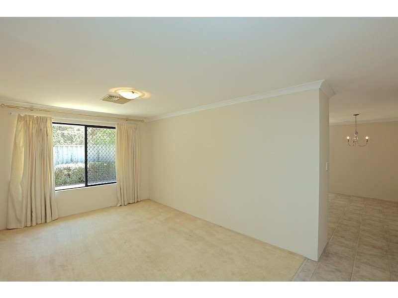 17 Andrews Road, Wilson WA 6107