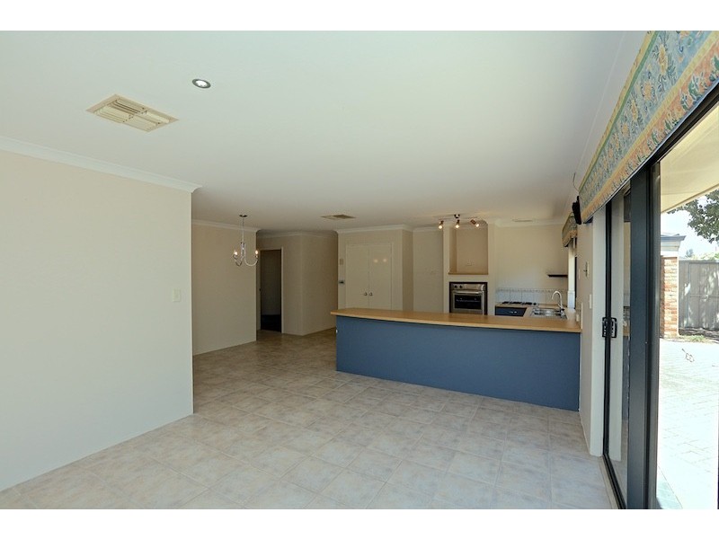 17 Andrews Road, Wilson WA 6107