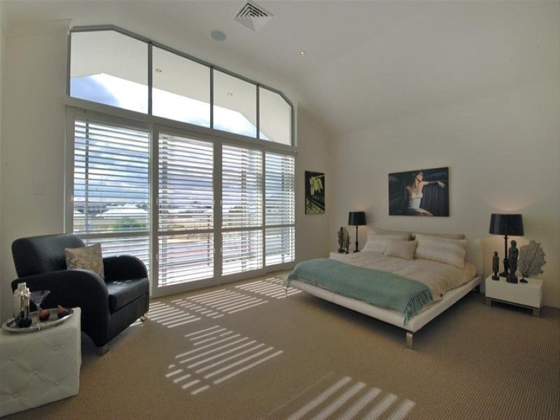 453 Burns Beach Road, Iluka WA 6028