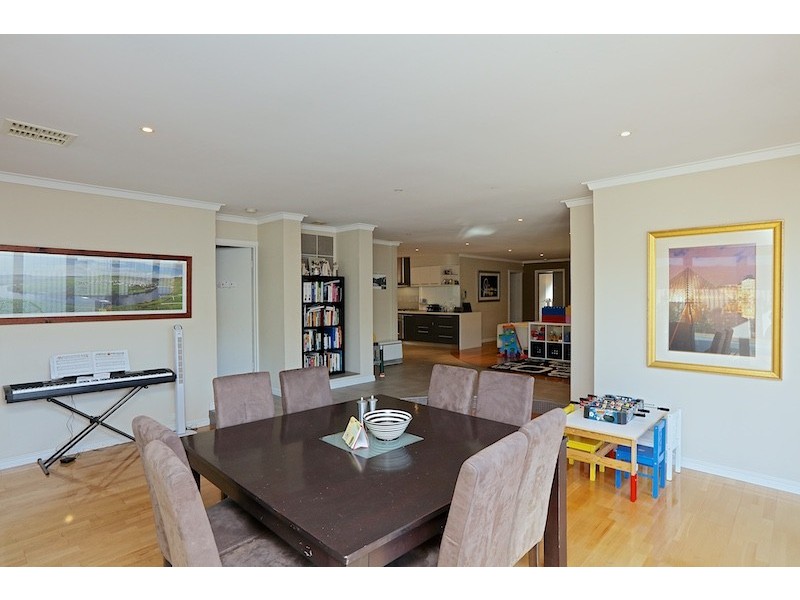 34 Wentworth Way, Padbury WA 6025