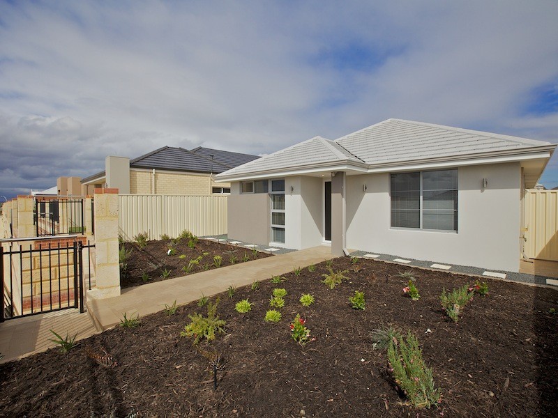 63 Tissington Drive, Darch WA 6065