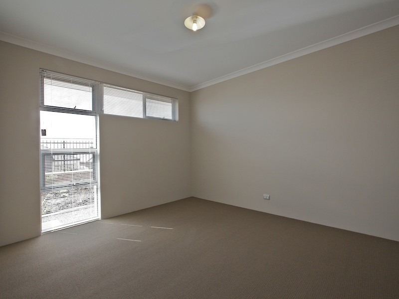 63 Tissington Drive, Darch WA 6065